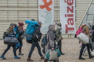 Taizeliederen met OLV koor
